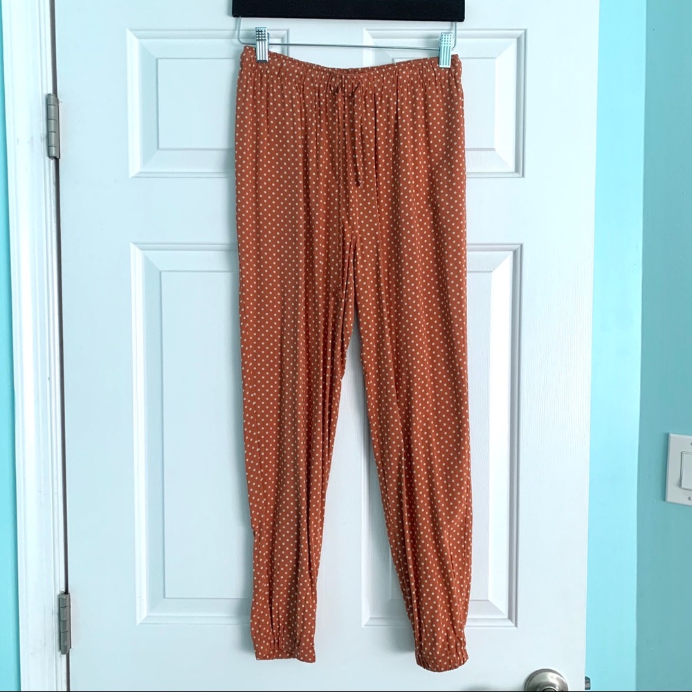 Uniqlo Loose Coral Polka Dot Joggers / Harem Pants